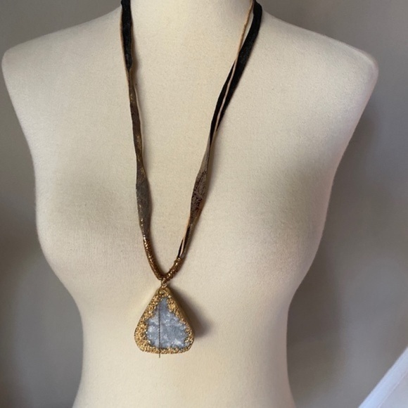 Anthropologie Serefina Druzy Pendant Necklace - Picture 6 of 6